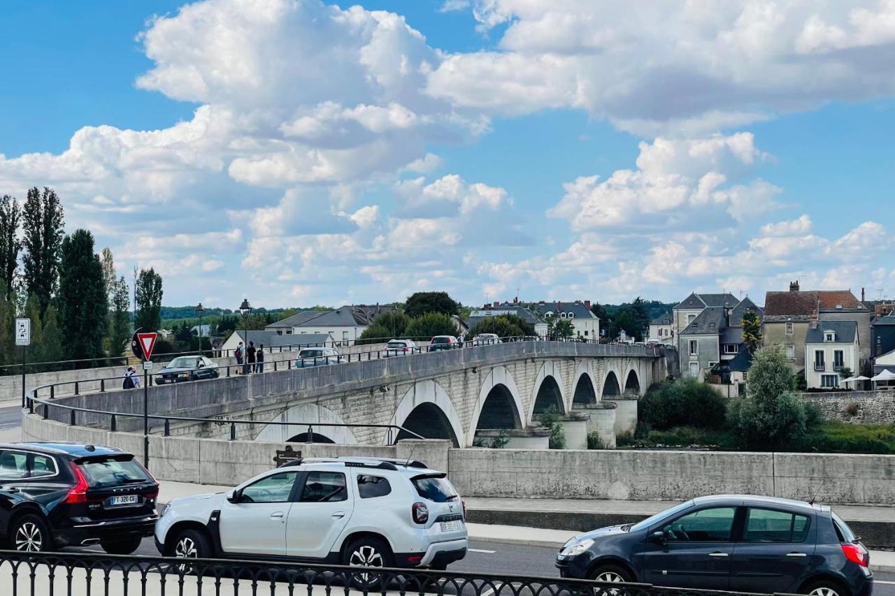 Splendid Apartment At The Foot Of The Castle Of Amboise - View Of The Loir Dış mekan fotoğraf