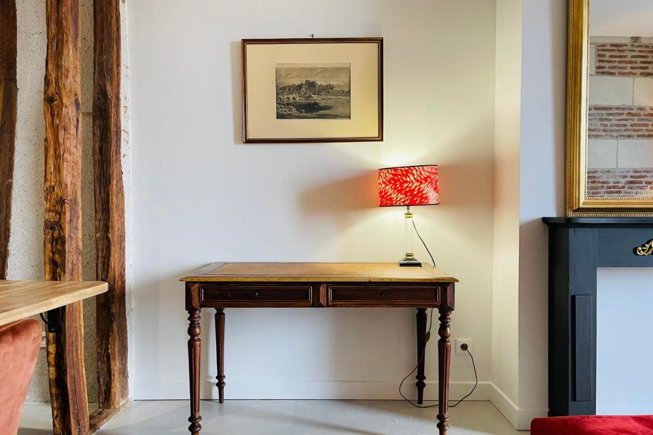 Splendid Apartment At The Foot Of The Castle Of Amboise - View Of The Loir Dış mekan fotoğraf